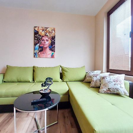 Апартаменти За Гости Делукс Burgas Extérieur photo