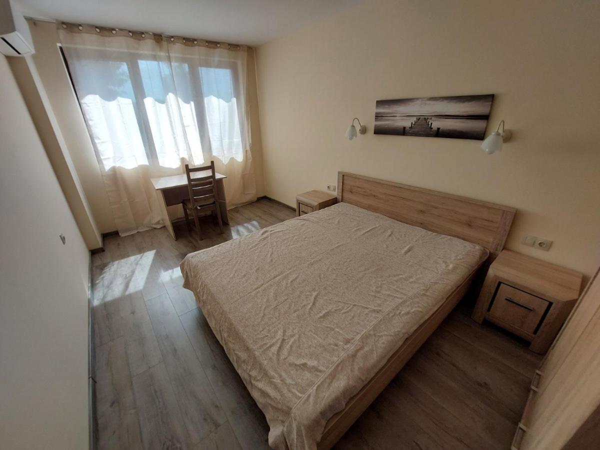 Апартаменти За Гости Делукс Burgas Extérieur photo