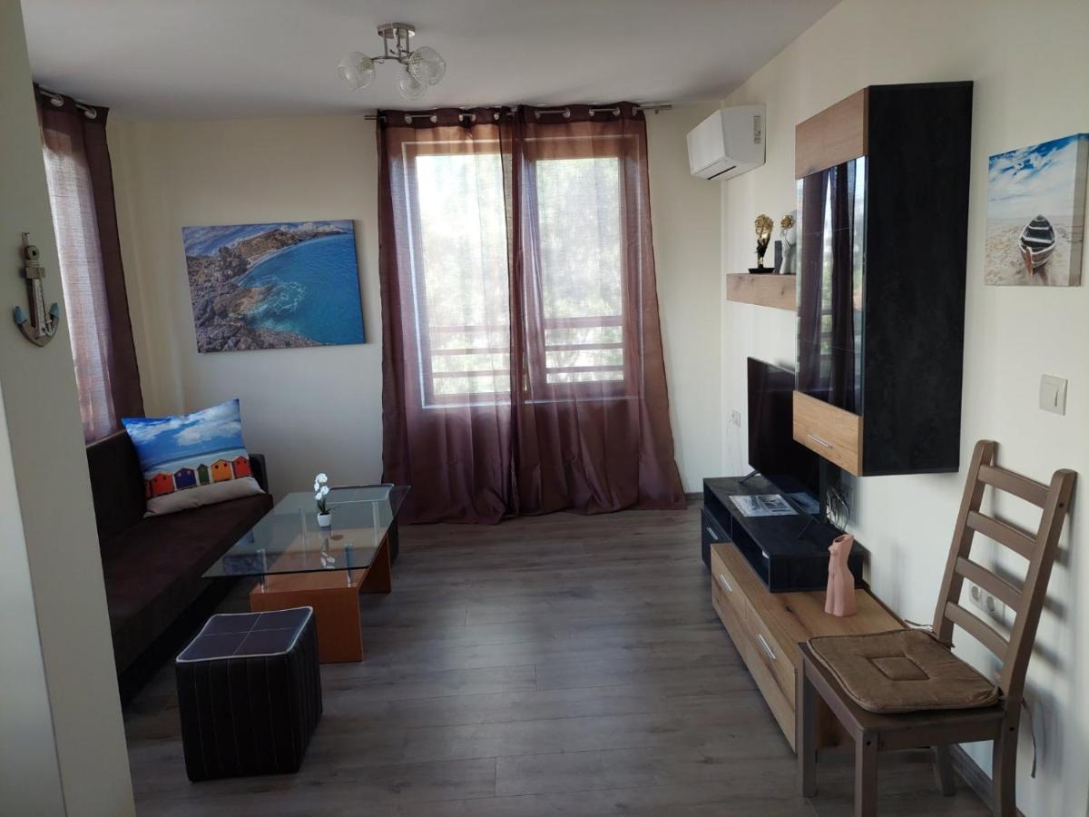 Апартаменти За Гости Делукс Burgas Extérieur photo