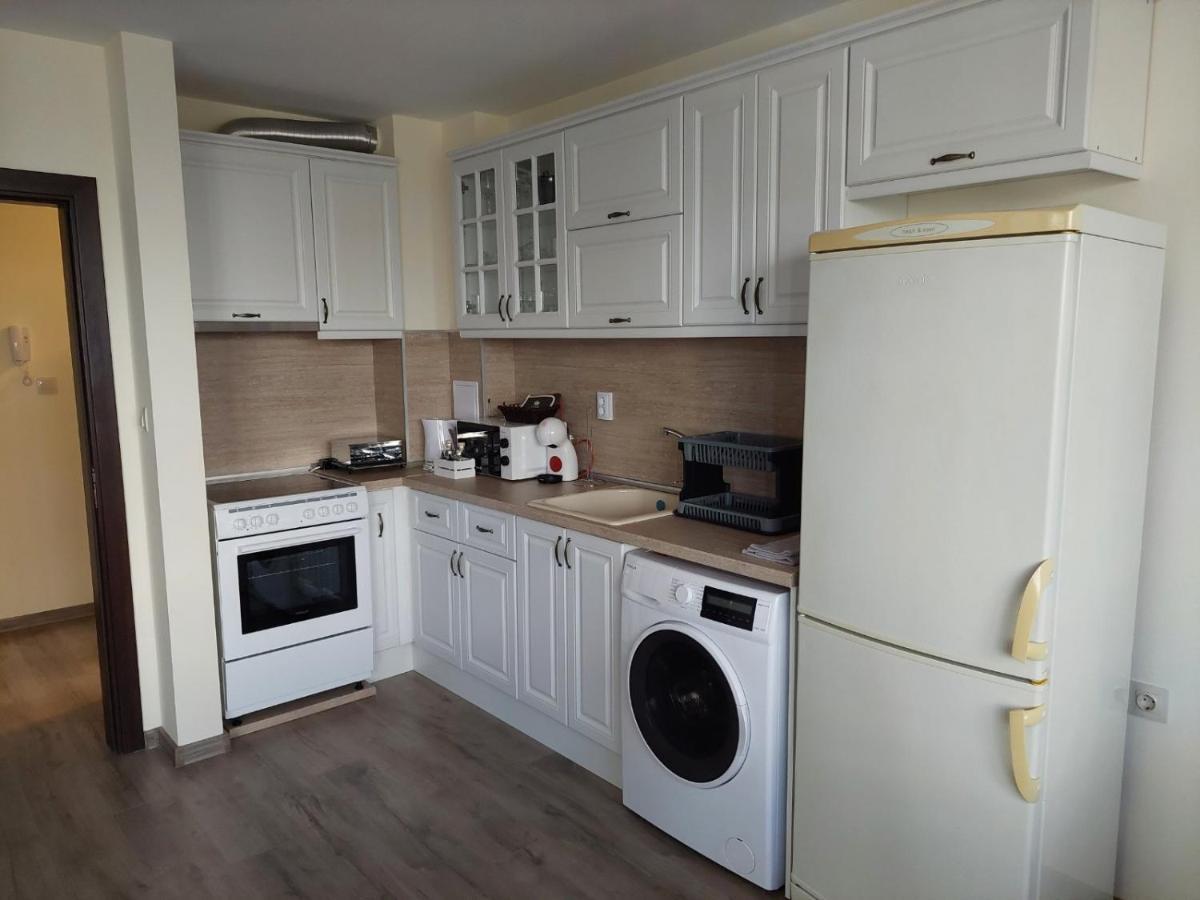 Апартаменти За Гости Делукс Burgas Extérieur photo