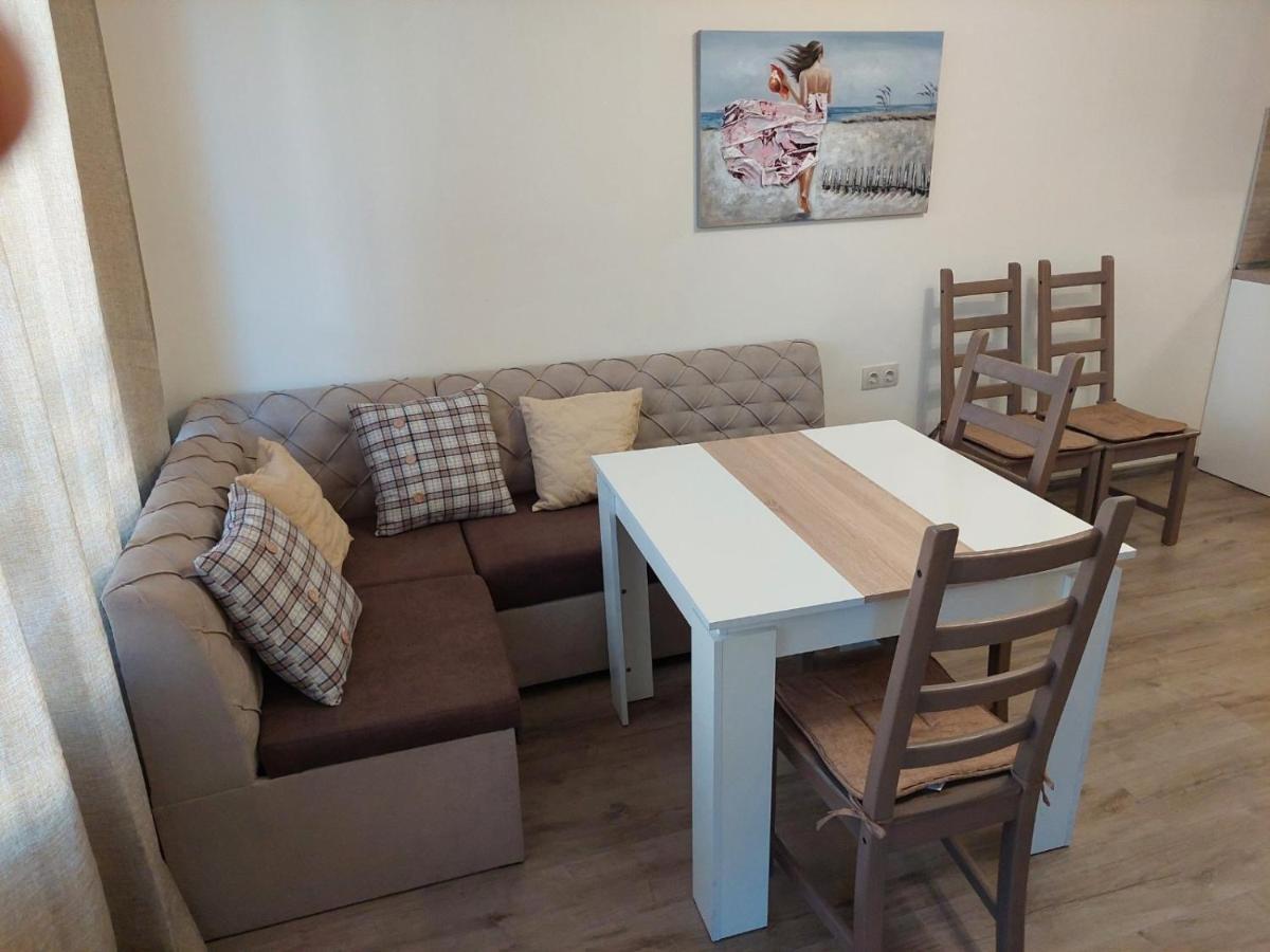 Апартаменти За Гости Делукс Burgas Extérieur photo