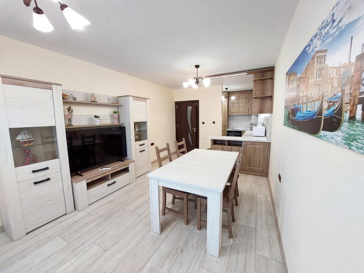 Апартаменти За Гости Делукс Burgas Extérieur photo