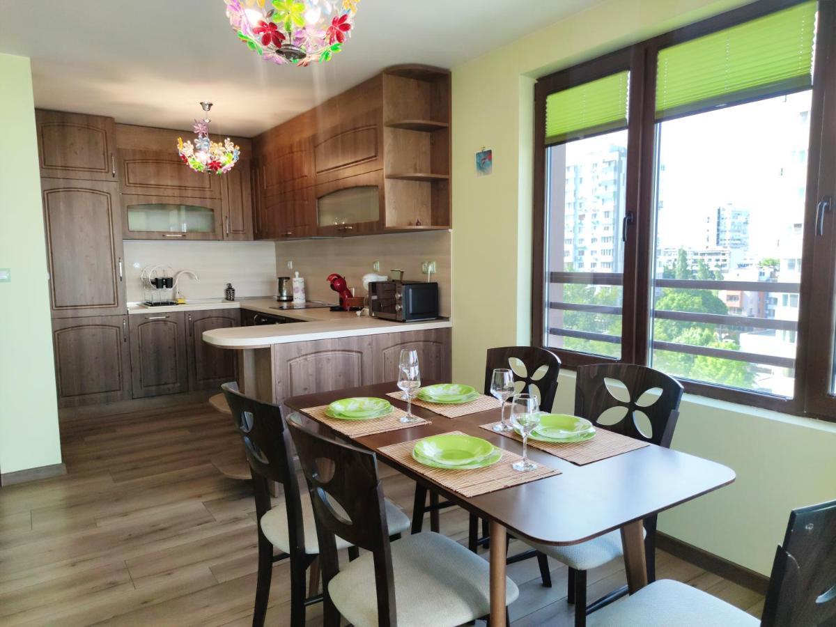 Апартаменти За Гости Делукс Burgas Extérieur photo